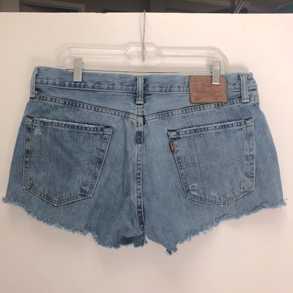 Levi’s 511 distressed cutoff jean shorts!